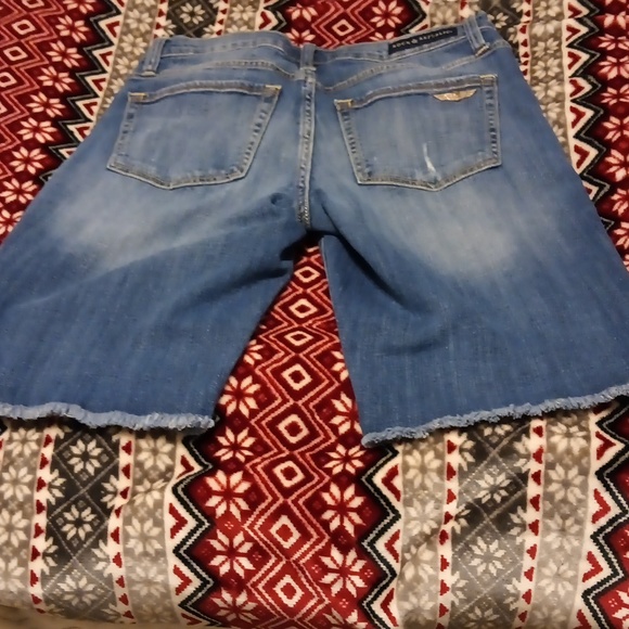 Rock and Republic Shorts - Picture 5 of 5